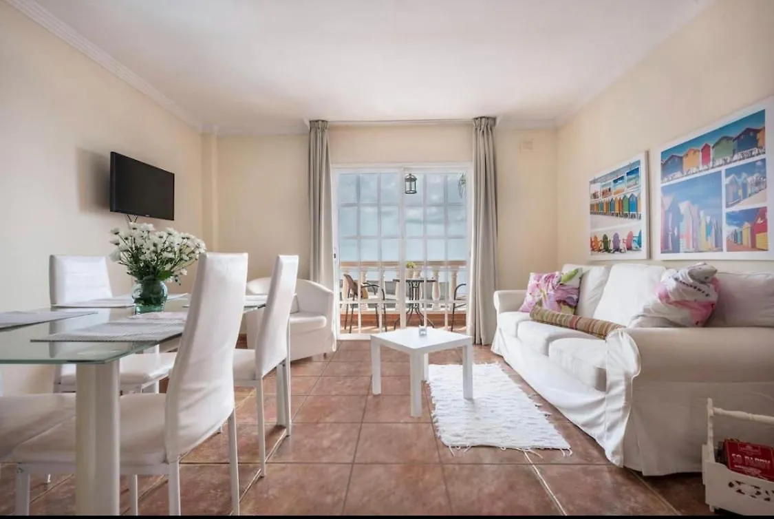 Alojamientos Carla Sea Views - Tenerife- Playa San Juan 0*, Плайя-де-Сан-Хуан Испания